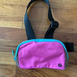 Lululemon belt bag